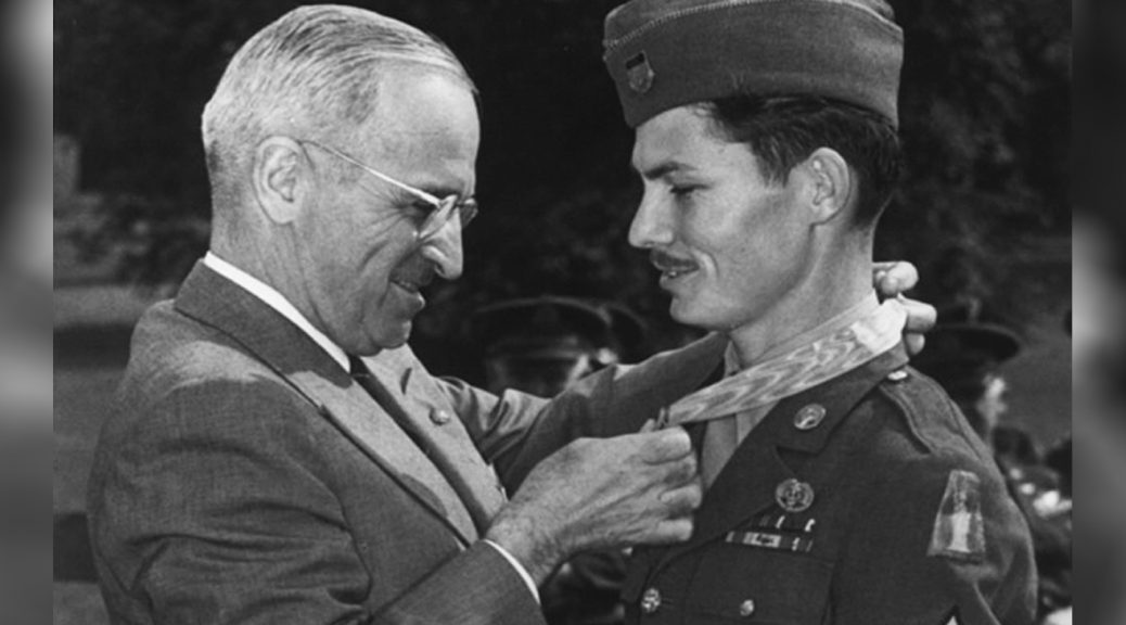 what Desmond Doss did to deserve the Medal of Honour